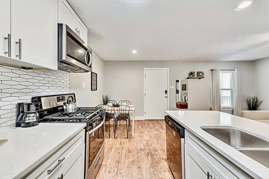 New - Near Deep Ellum + Downtown Dallas Flat Dış mekan fotoğraf